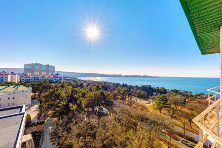 Джуниор-сюит с балконом